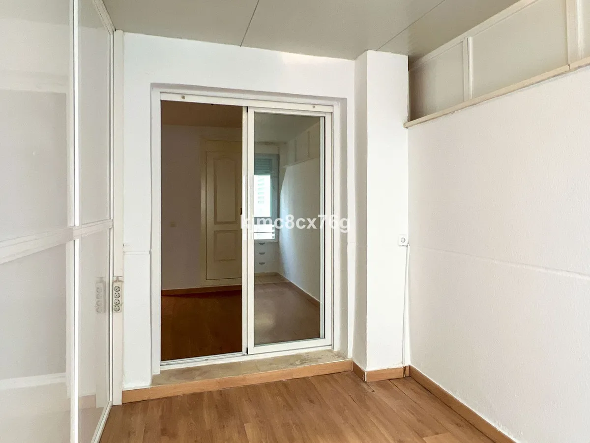 6edf8c6c-c9e9-484a-848f-8611c7b3d14c