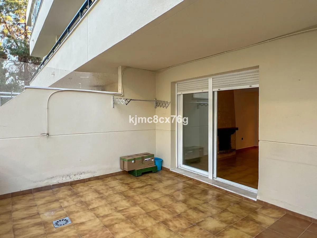 b27ebe57-994b-4589-993b-cf3a70574e31