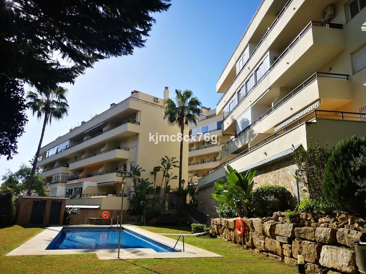 fa483ca3-ea4d-4de3-9422-264582b33228