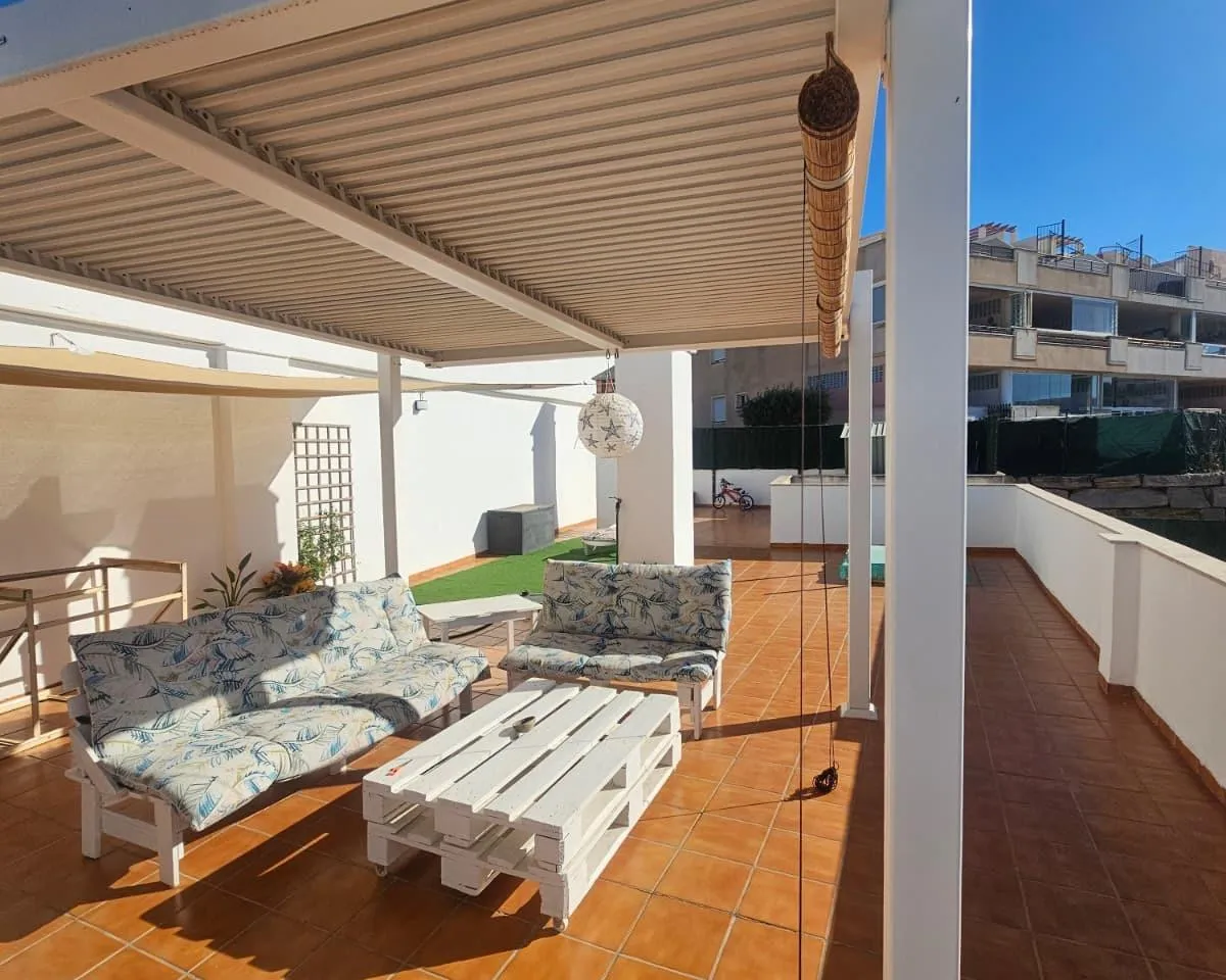 fa763f77-58ef-4f2f-a069-10015a4fbc92