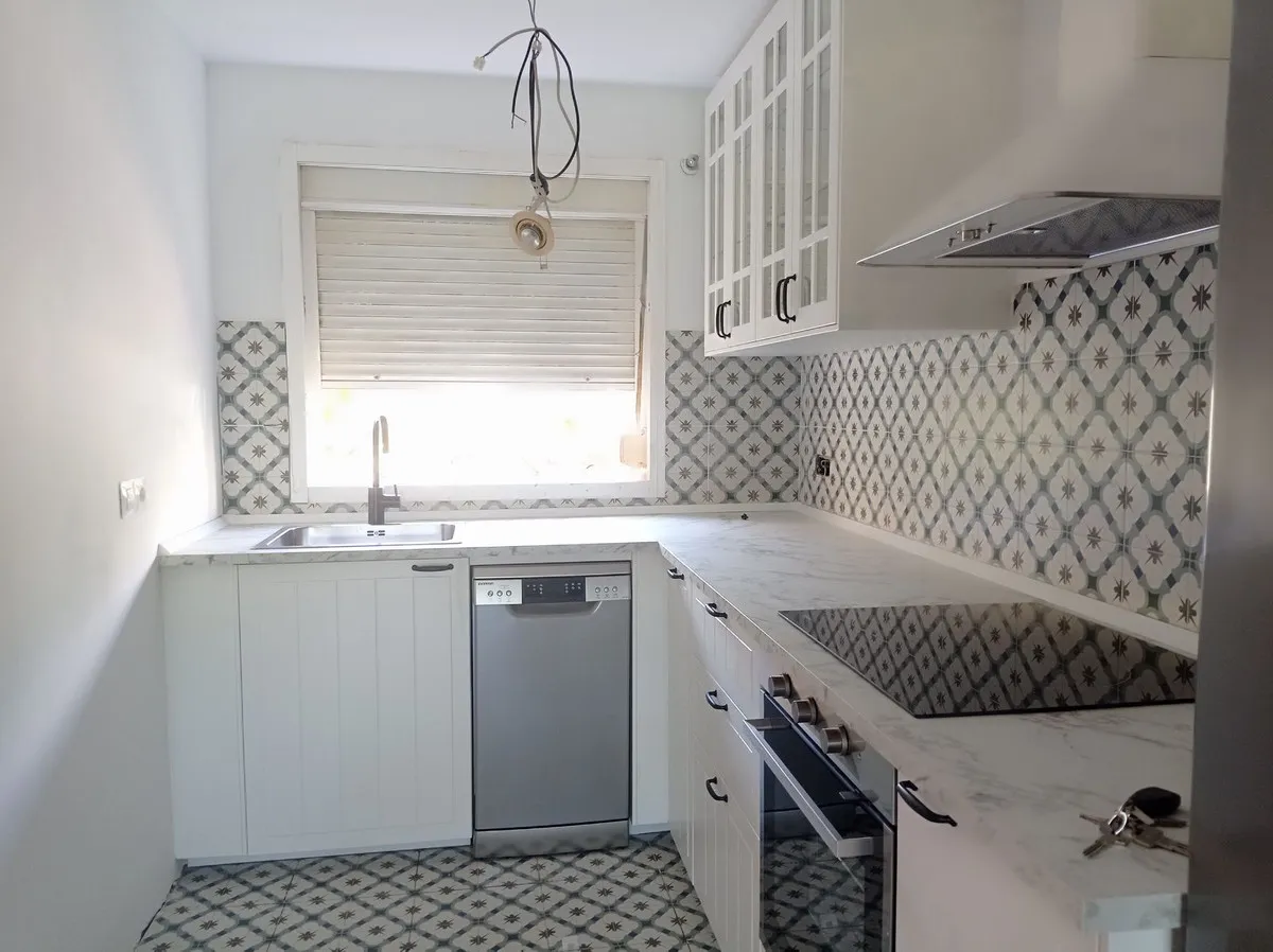 d844e5d8-4344-4033-9635-57077332eff3