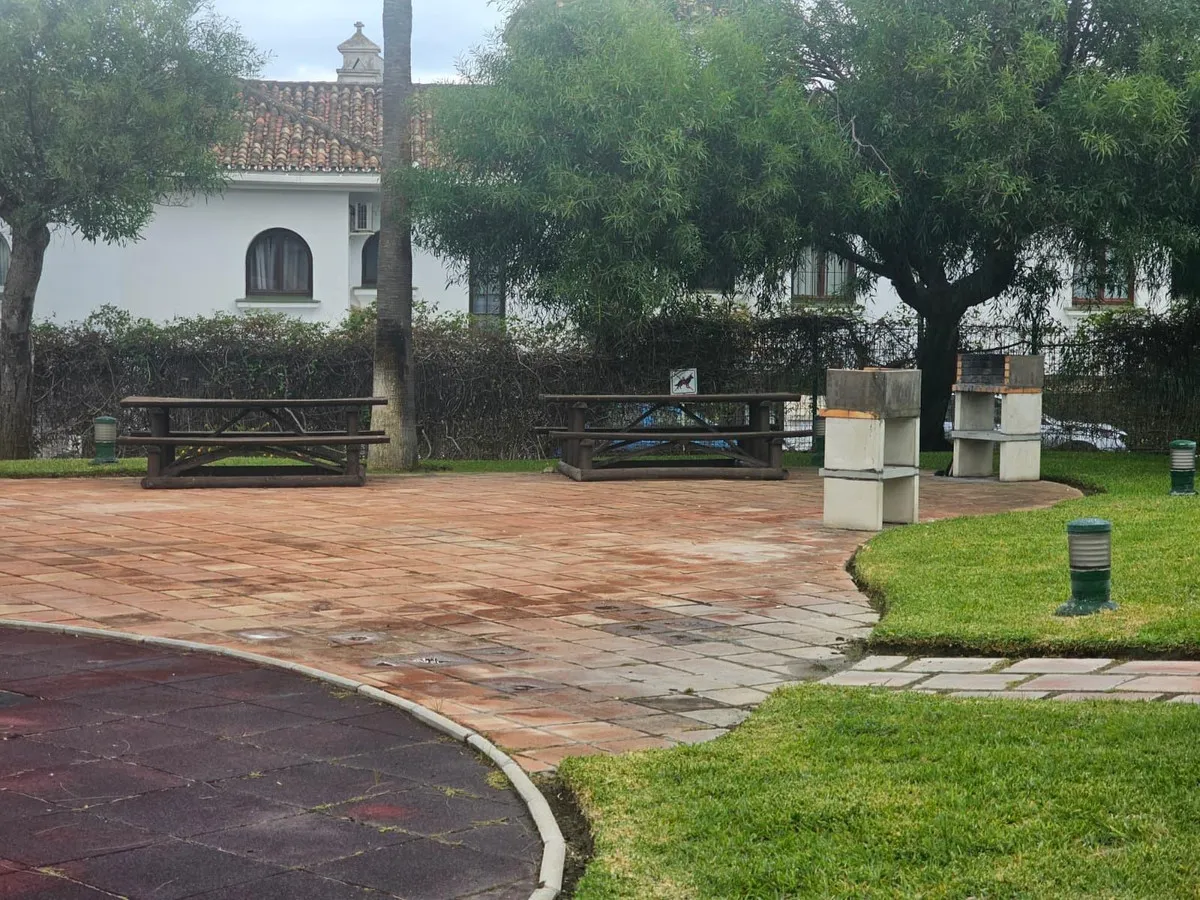 36ffe0dd-5e9a-4cd2-91b5-073b00e30d1a