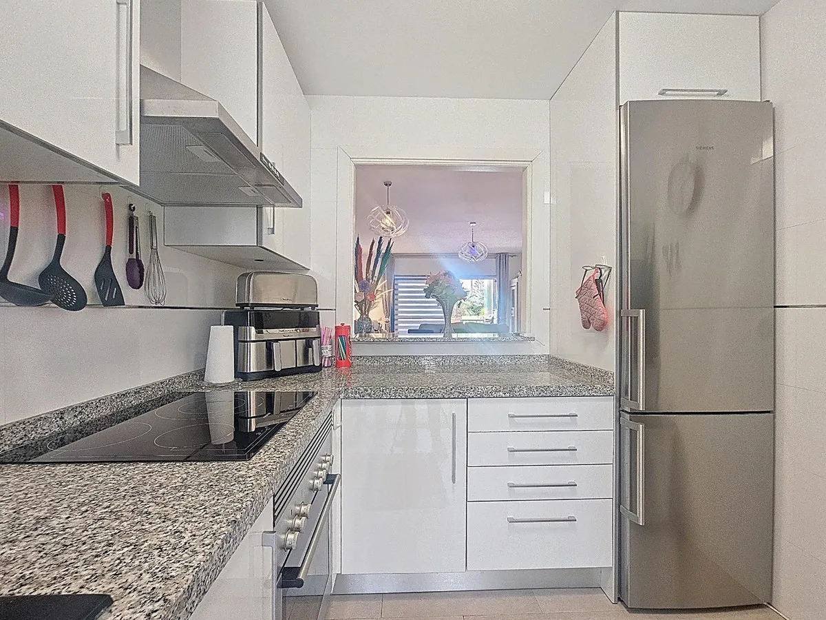 7448b024-5f20-4a9a-b90d-42a7448c5eea