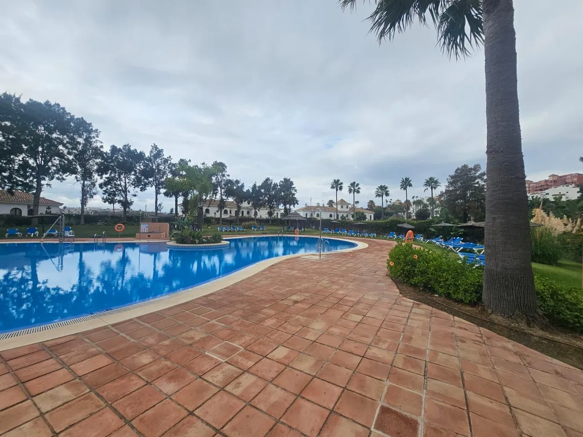 cf73dc57-24d8-4aa6-b696-941f89a38492