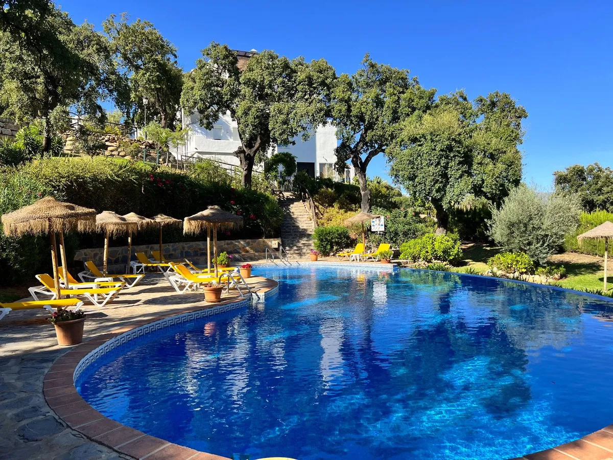 6ff535a5-f043-45d9-a73d-374b203708b8