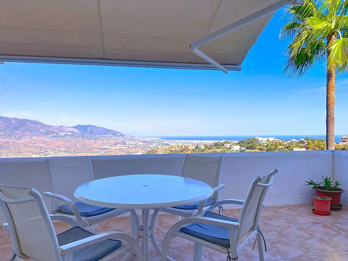 f6dfcee3-a0eb-4b54-b55f-f62220334e99