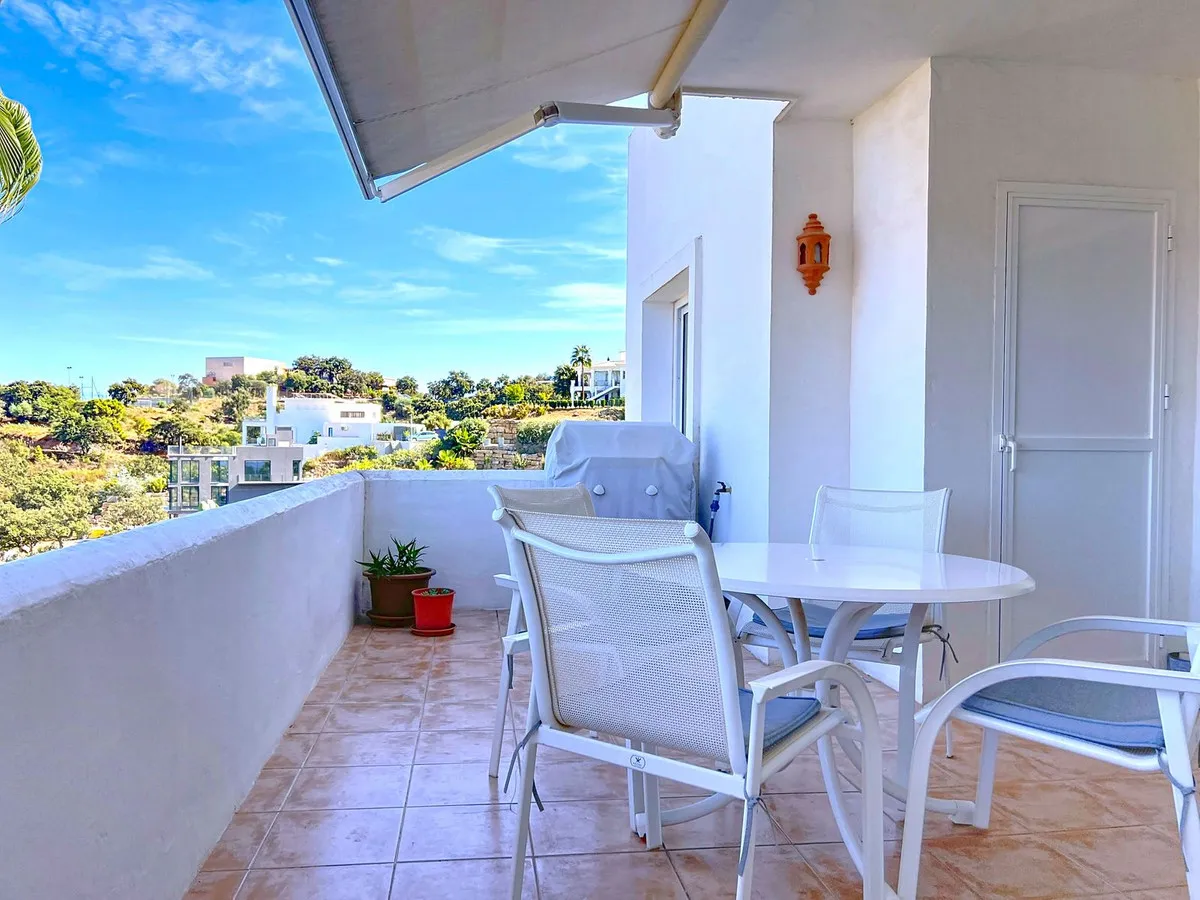 f7e9db2b-c481-4a61-b15a-830c80f3c44d