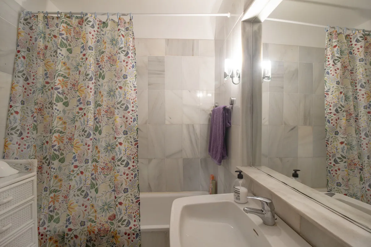 27f47a2d-ae05-40fd-8cff-76247139e95a