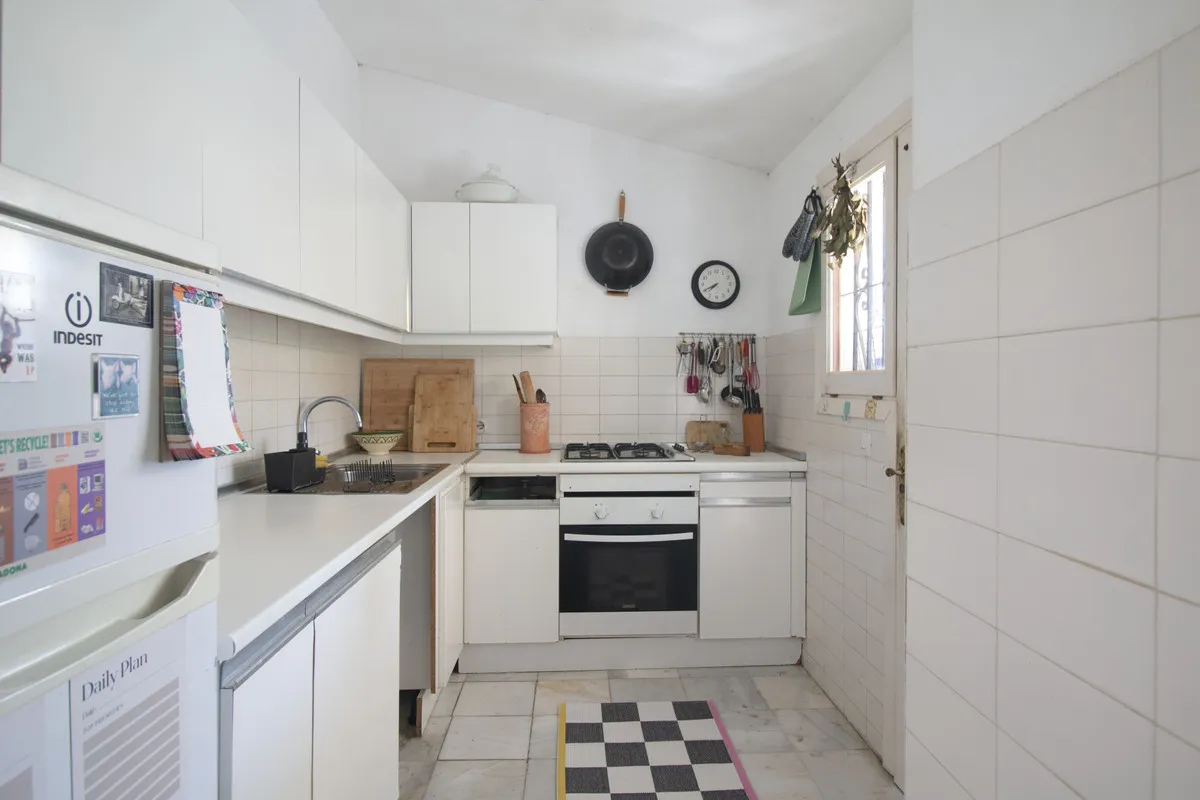 8d1e1b51-6e5b-437d-b845-93199cd692d4