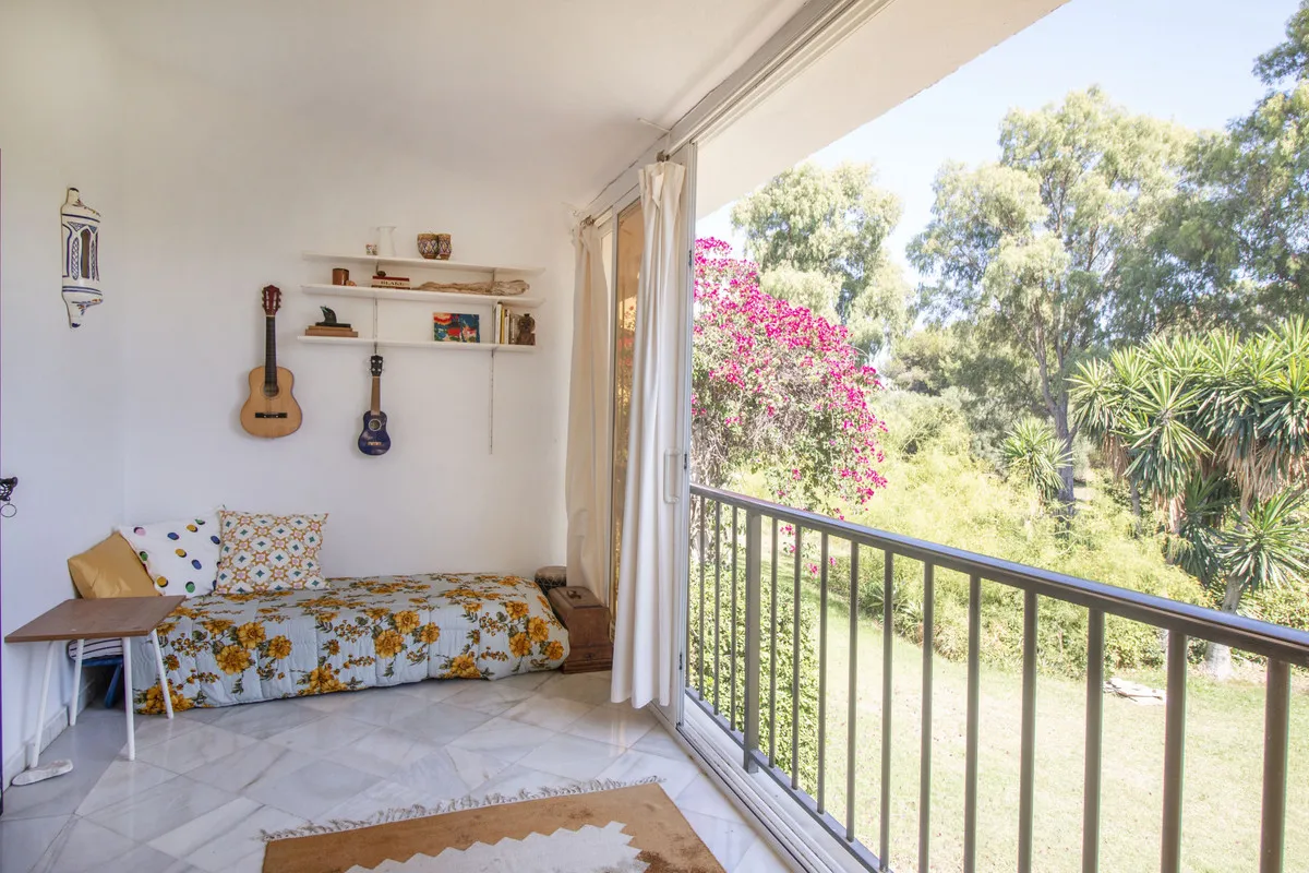 bbeedcde-34cb-4aa5-b3e0-5b6294e3656f