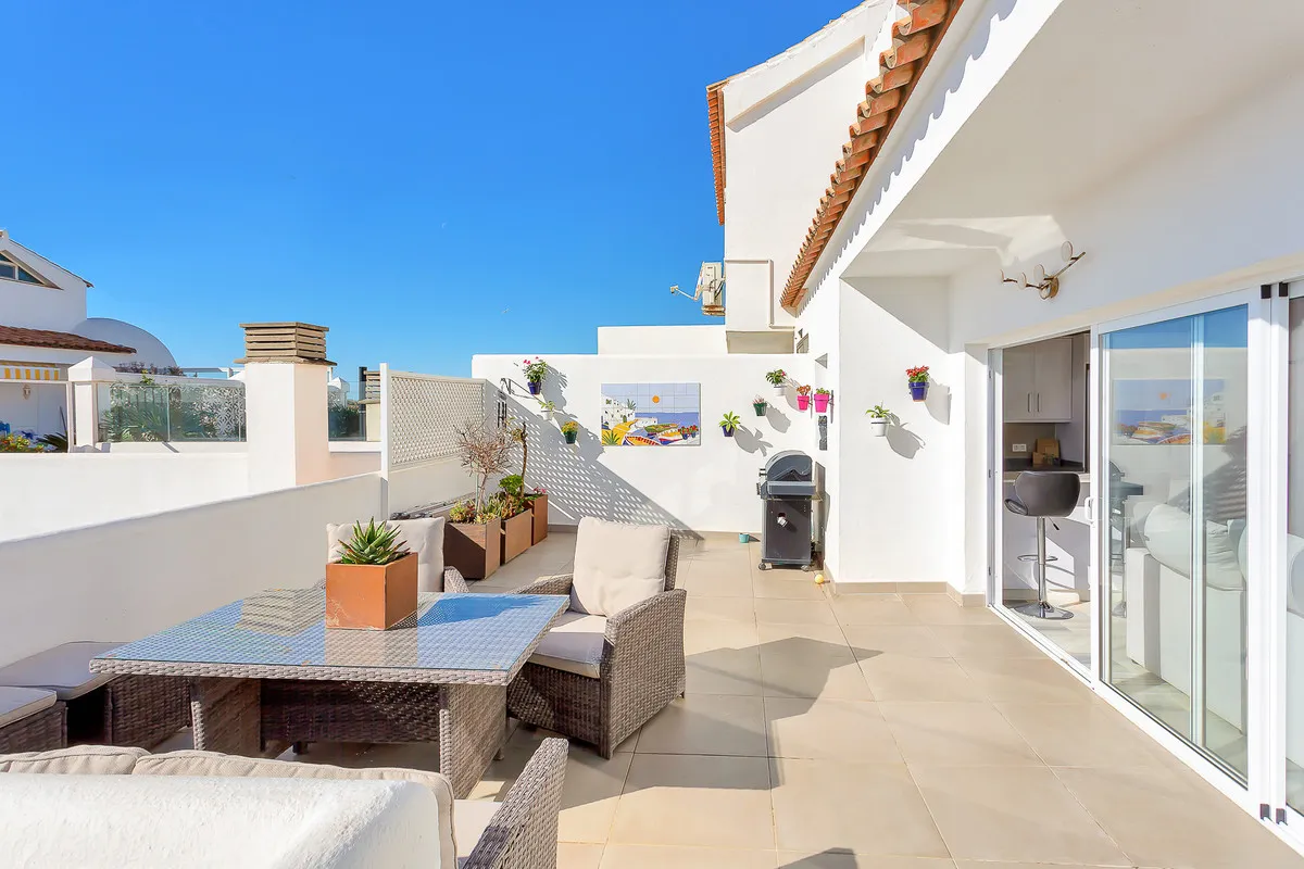 35e540ca-ab6d-4ada-9bd8-082b3110afcf