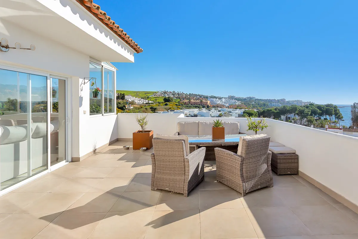 55d51647-d4c2-4af4-80f5-5ce1fd68d18b