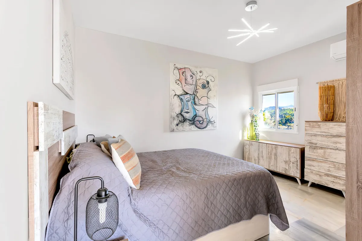 8ffc64bf-fdba-4c71-b09b-4a87418736e0