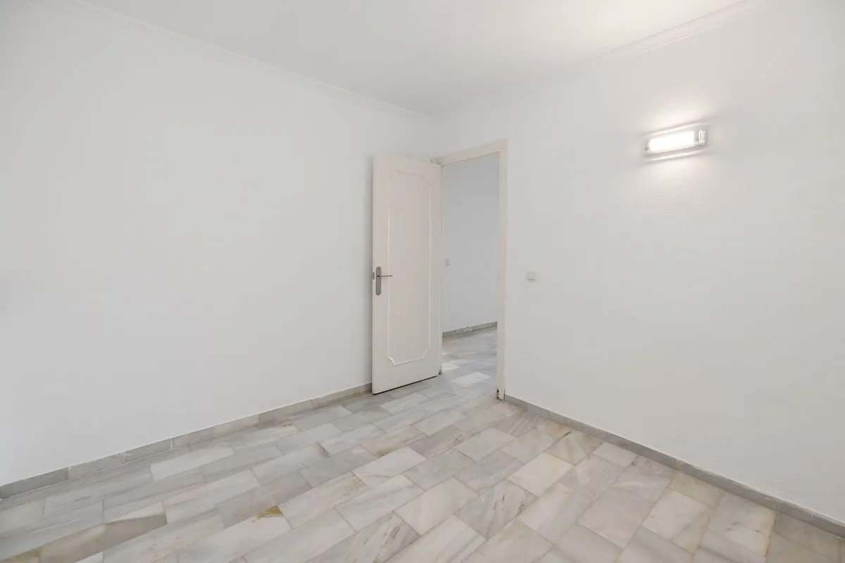 e6465280-0d09-4c08-ab7a-757c7e2fc612