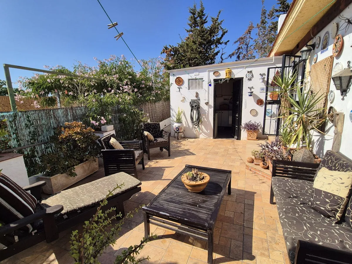 139ac204-424d-4c65-b9f3-c5a251649b25