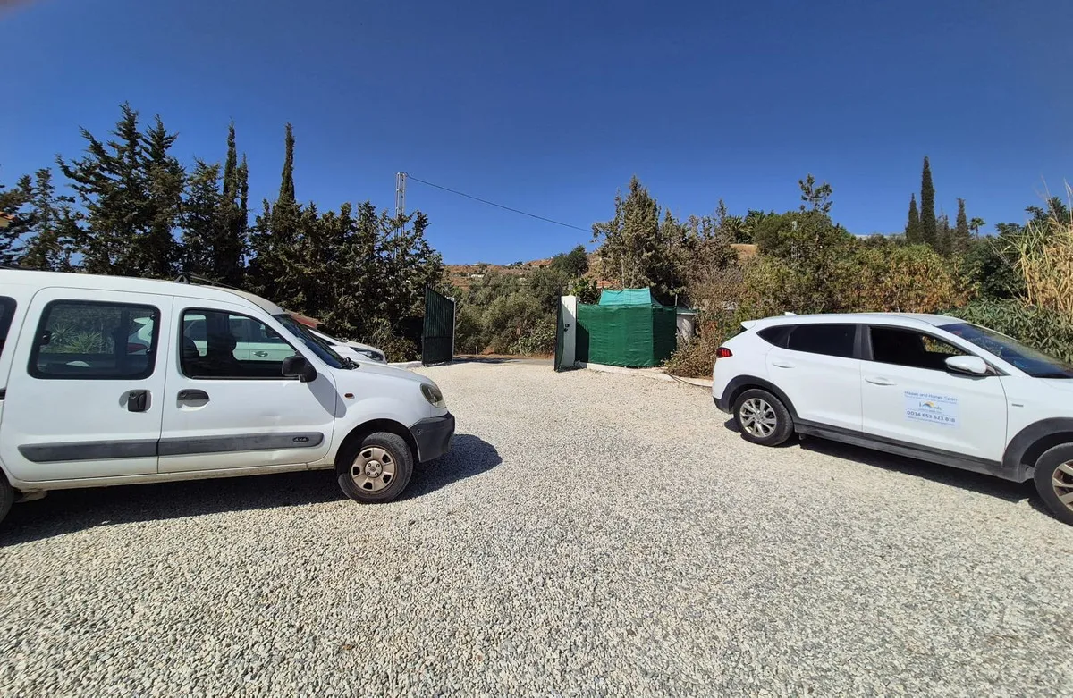 9b035a0b-ddc0-4382-86ea-b830a900985e