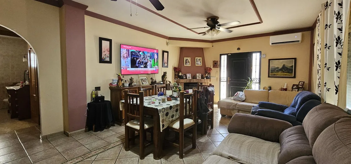 9325a211-2272-4880-9db6-941fbf27d0ee