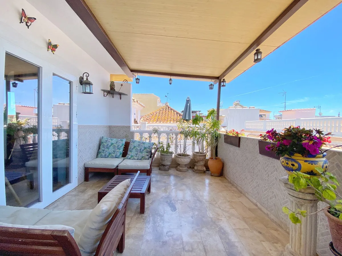 5bf755f5-5e18-442b-a198-1ab8d6392ef3