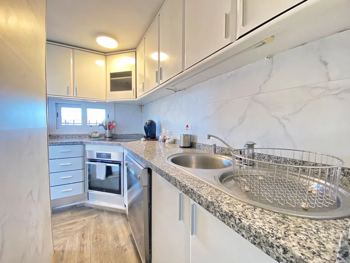 bd2ce88a-cf6f-4d1d-ba4d-c2dd5e10c3d0