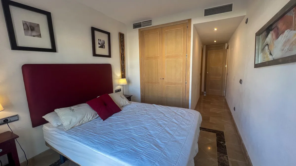 2a63b144-2741-4aba-a964-3596a739e990