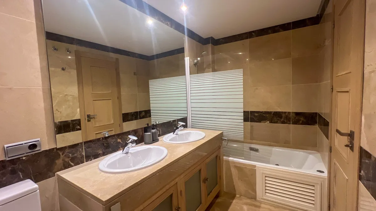 6c10ac56-68de-4791-b93b-0970a0f0aa6e