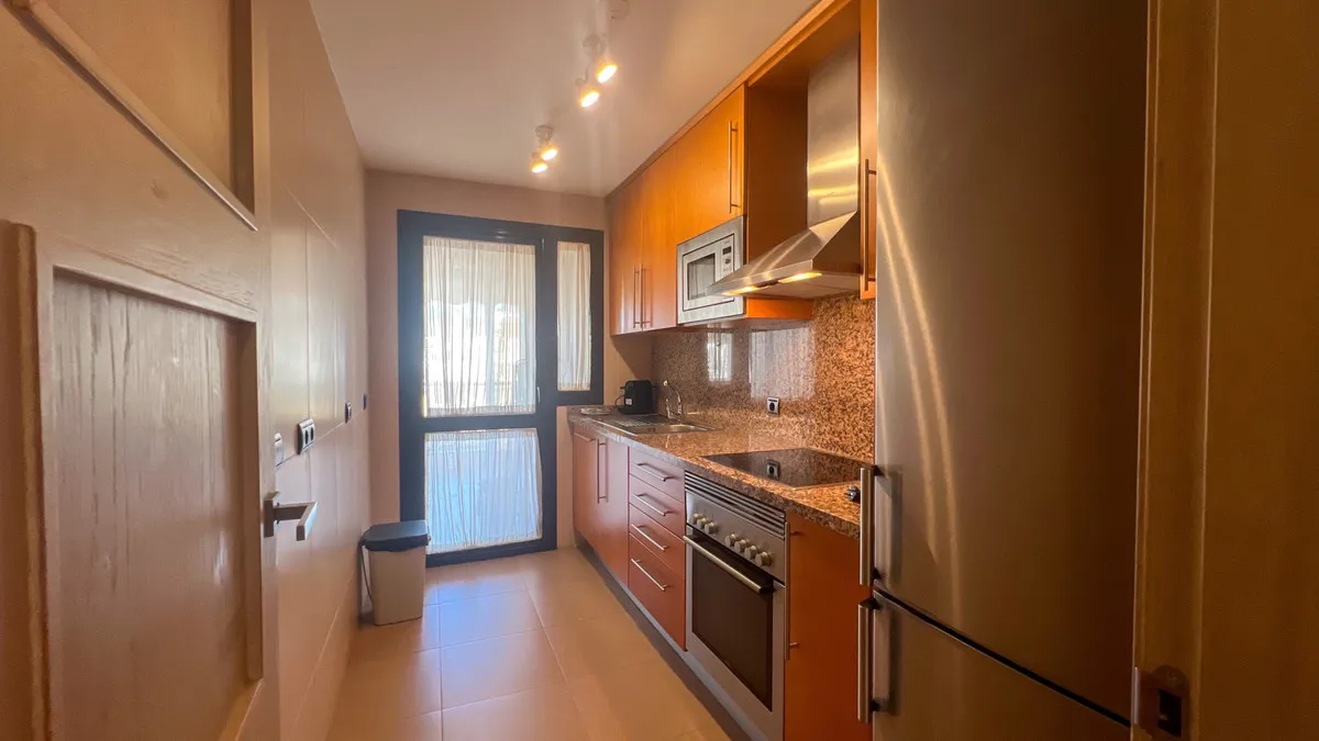 7d7fd679-fd94-443a-87dc-a627cc0cab41