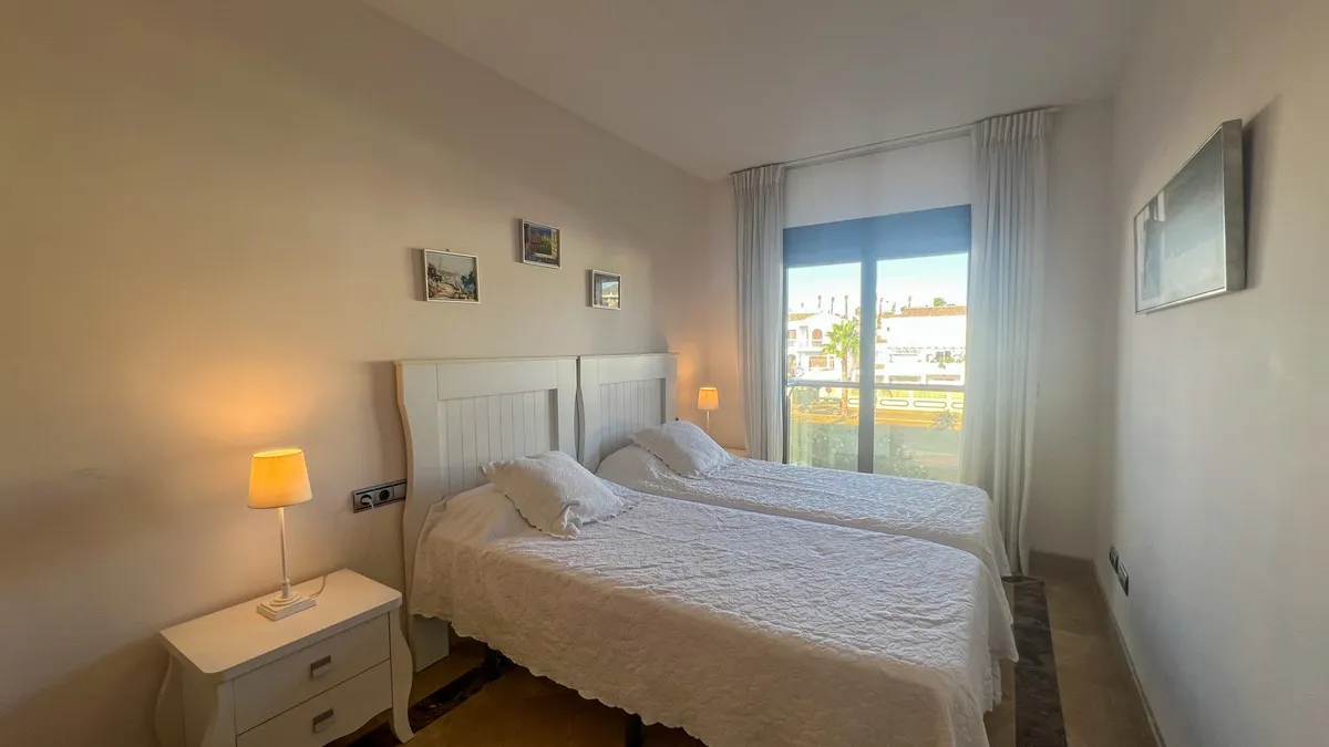 8962e516-f14d-4f66-bd1a-f731acaf175f