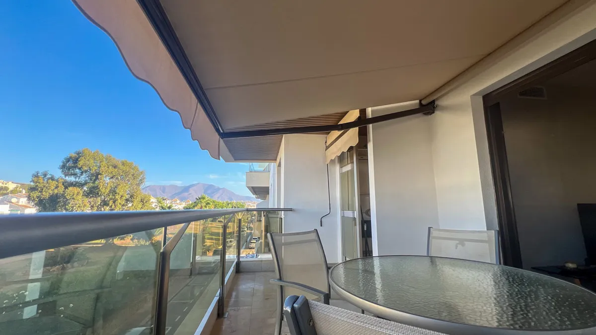 8c5f6b1e-80c0-4834-860a-65683d762693