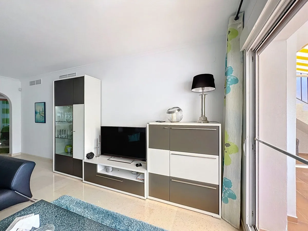 dd553509-a612-402d-b498-ac626b2753fb