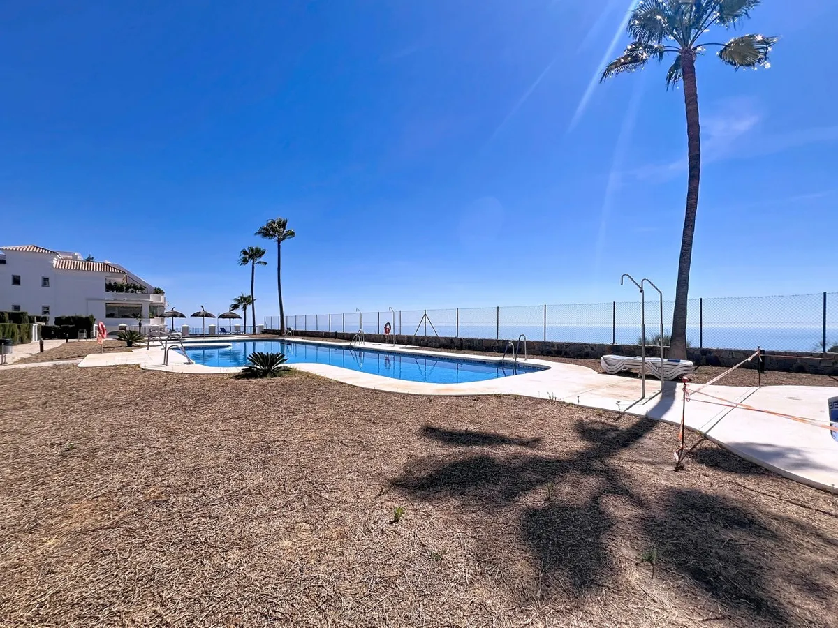 df451bf2-7d77-499f-96e1-549b615c7798