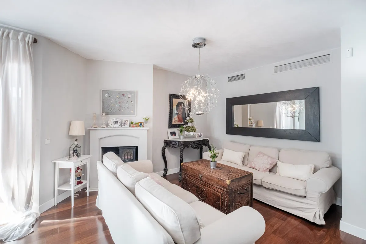 0c44f1c6-f9a7-4a72-b038-c06e5f5d4426