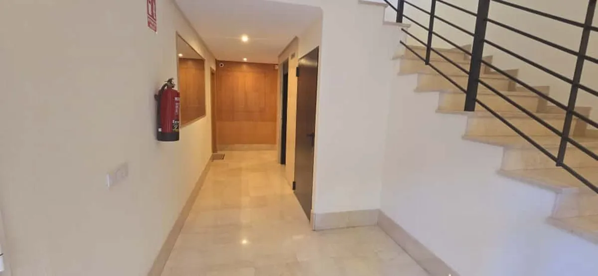 893447f4-cd5e-4a73-8030-1c6b0038051b