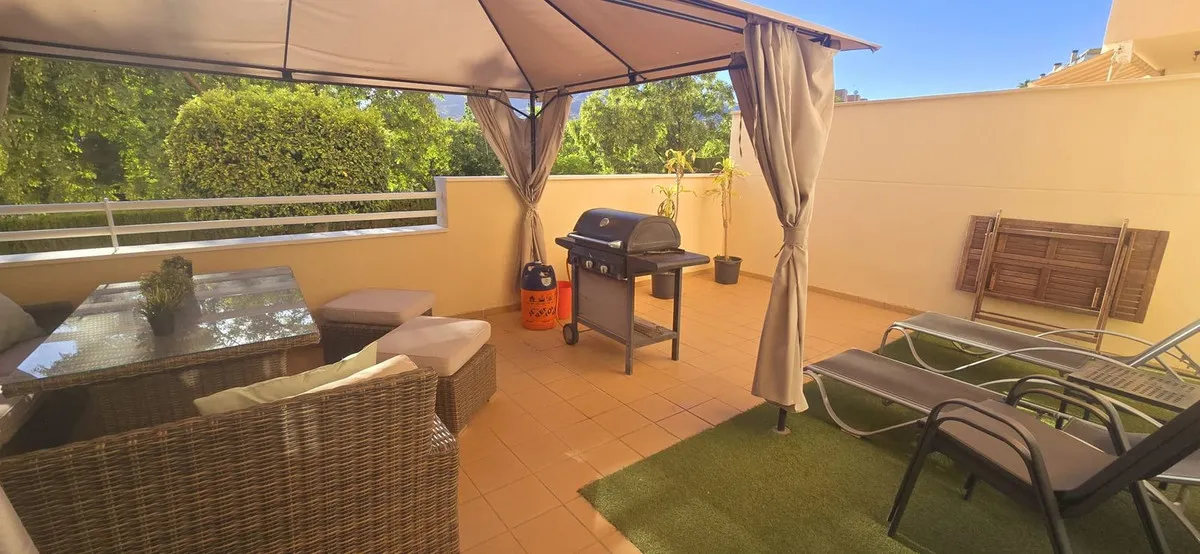 f90efb7a-0482-4ad1-97f7-a97a774a0587