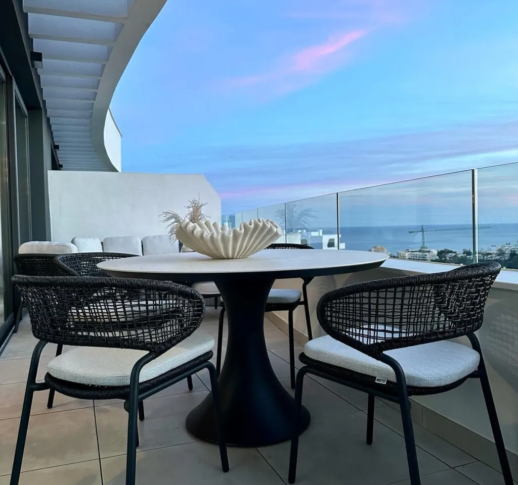 3bb3ac4f-8308-43bd-a630-6e29effa2476