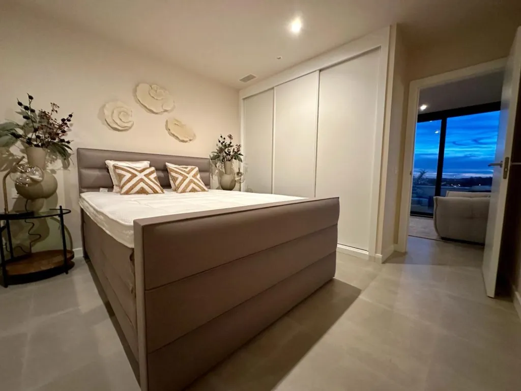 50cf54fa-f67b-4058-931f-240cbe3a2a7b