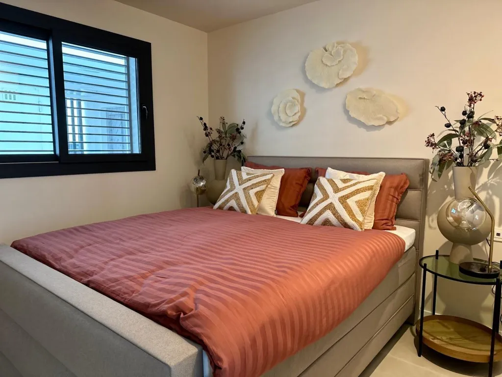 8632ccb8-52ee-4803-8d99-3c2d301bbe46