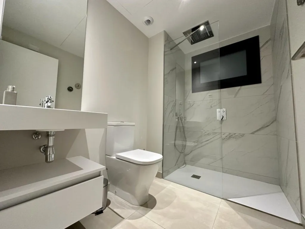 c73cb196-4ecd-42f1-9308-e75f2bc02b03