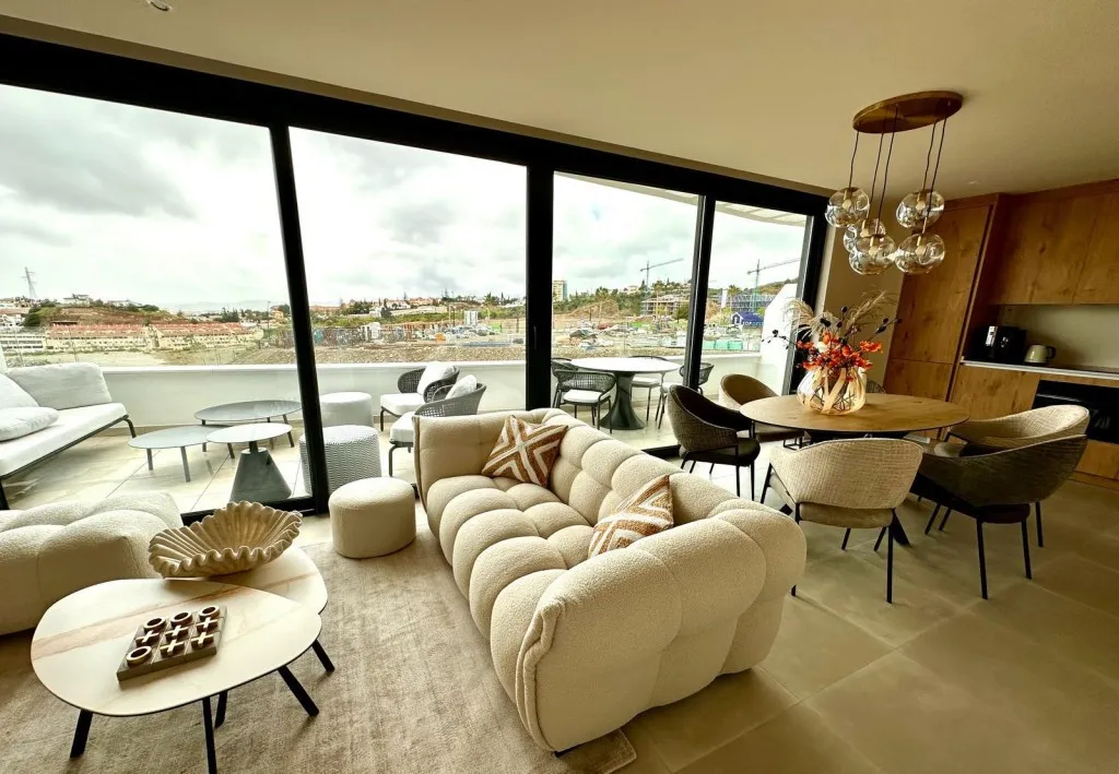 cfda7a29-be08-4e60-9ee6-e4d78541efb3