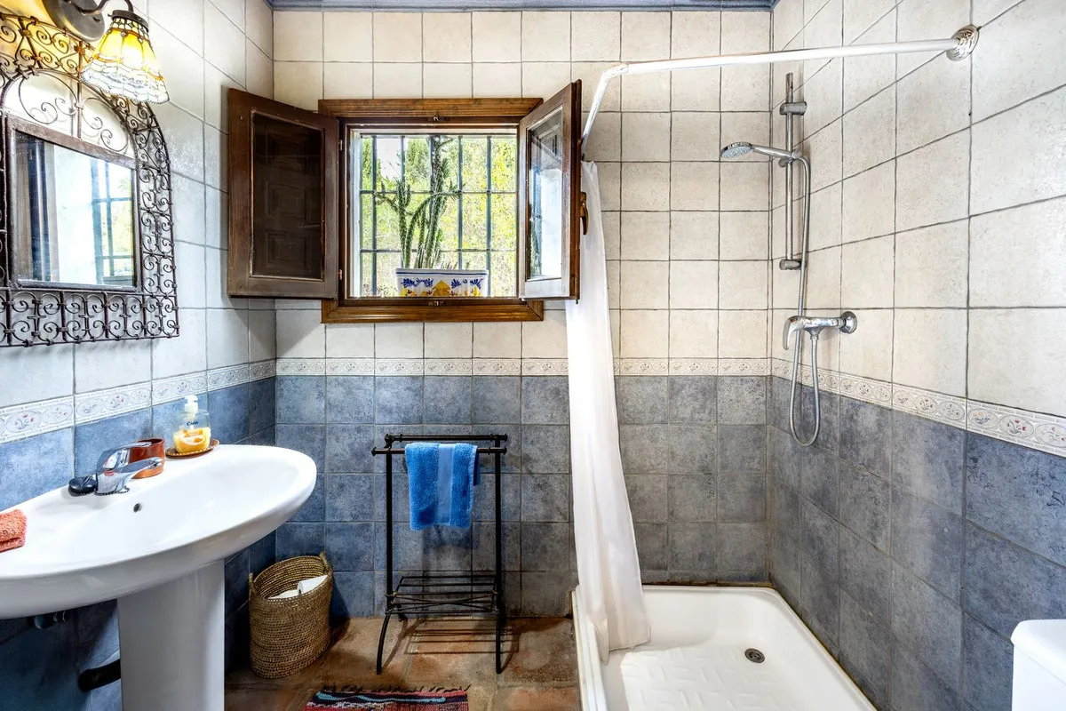 6998961a-b4aa-4220-a64b-a99d0e953b8c