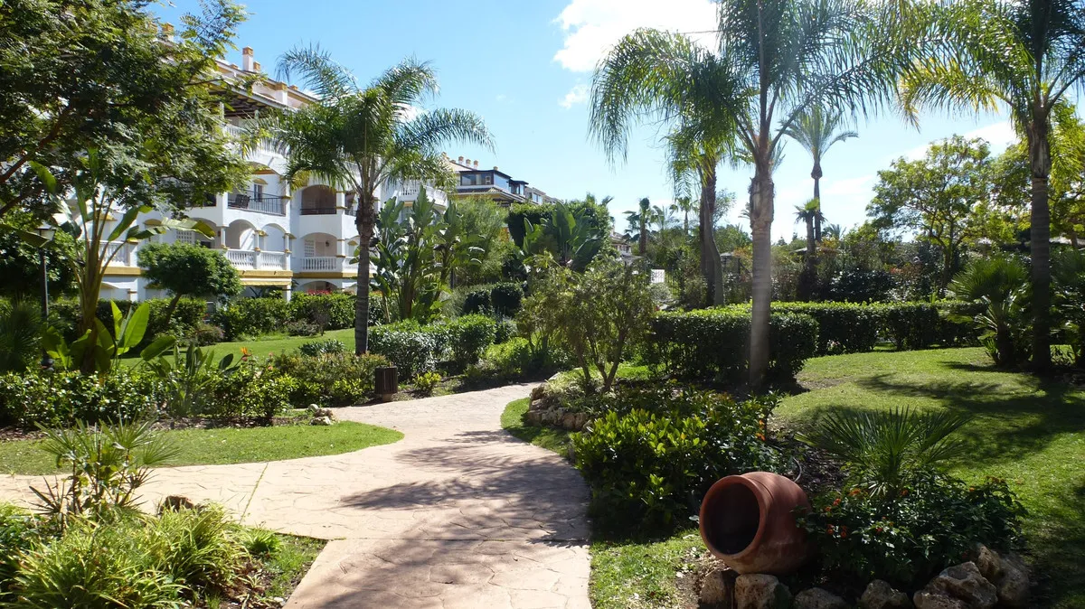 93376e67-8a7f-43bf-9a66-7d5b30c9b081