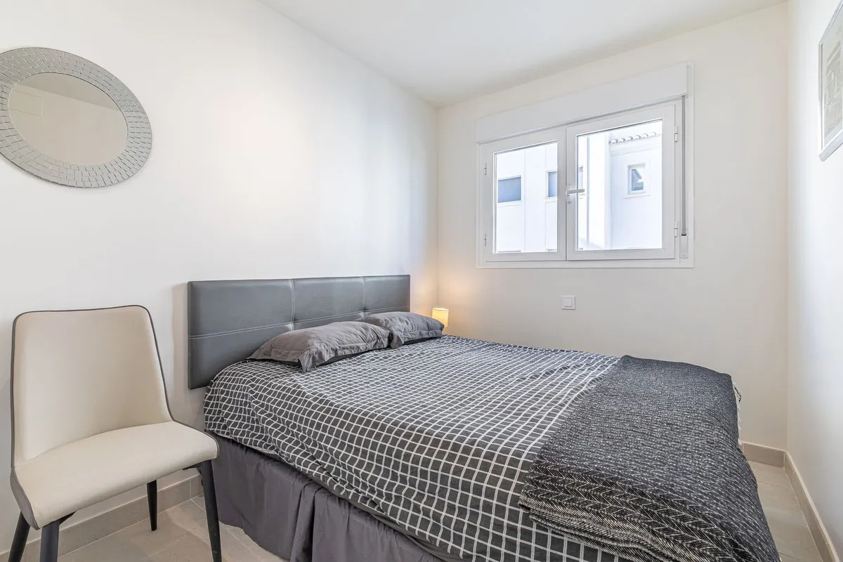 b732da81-ffb7-4bb4-bfe9-531a4af80bd6