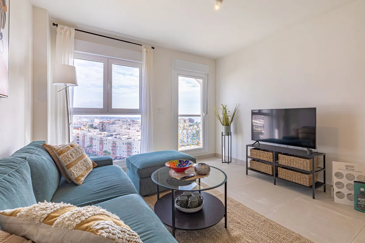 e1ca618c-3b18-4826-8772-a128a6c7ceb4