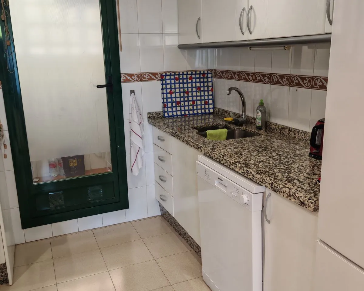 719b8b58-e06b-4d4d-96d9-ca6122651056