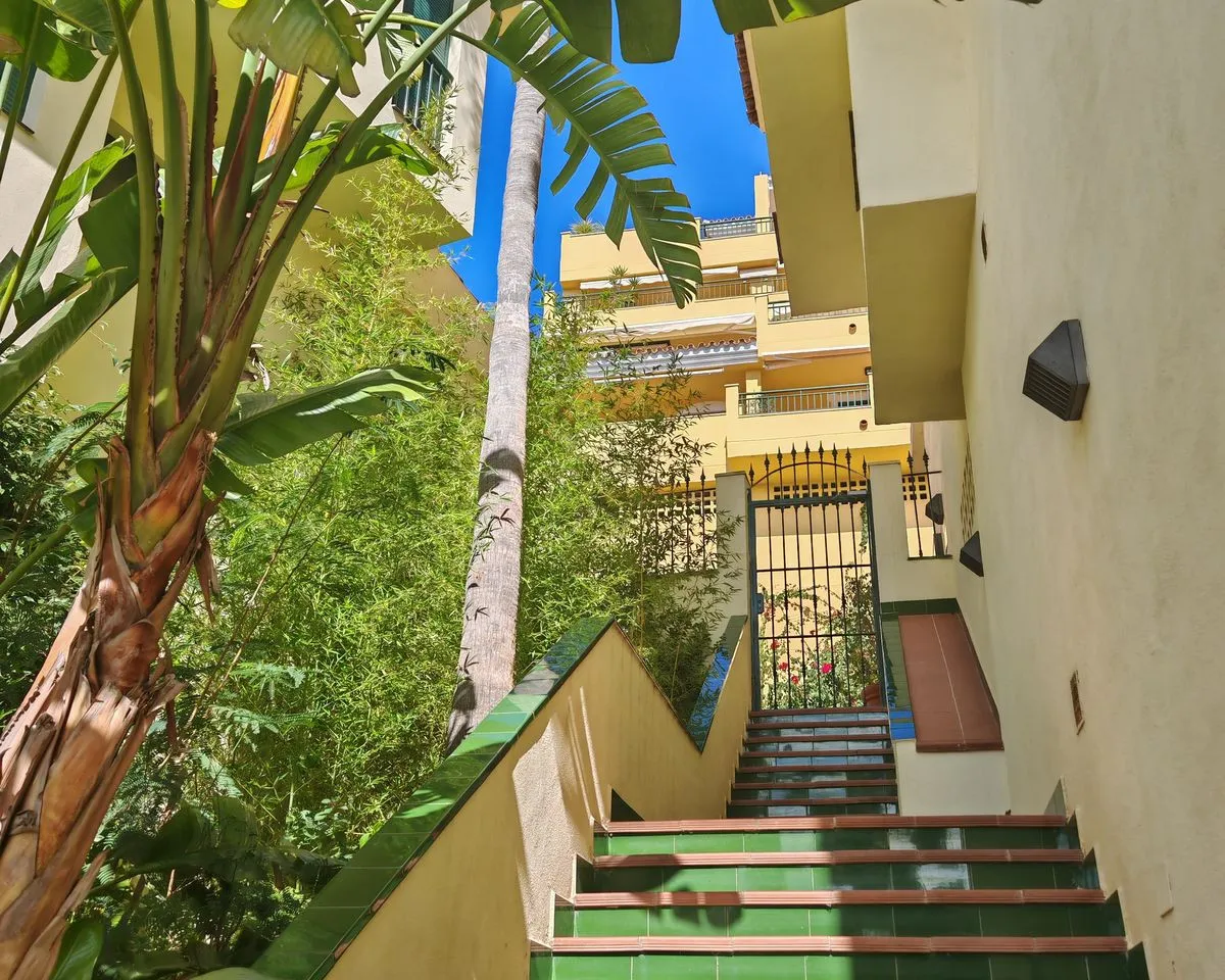 bdc93cdd-053c-41db-9b36-be245a7681fb