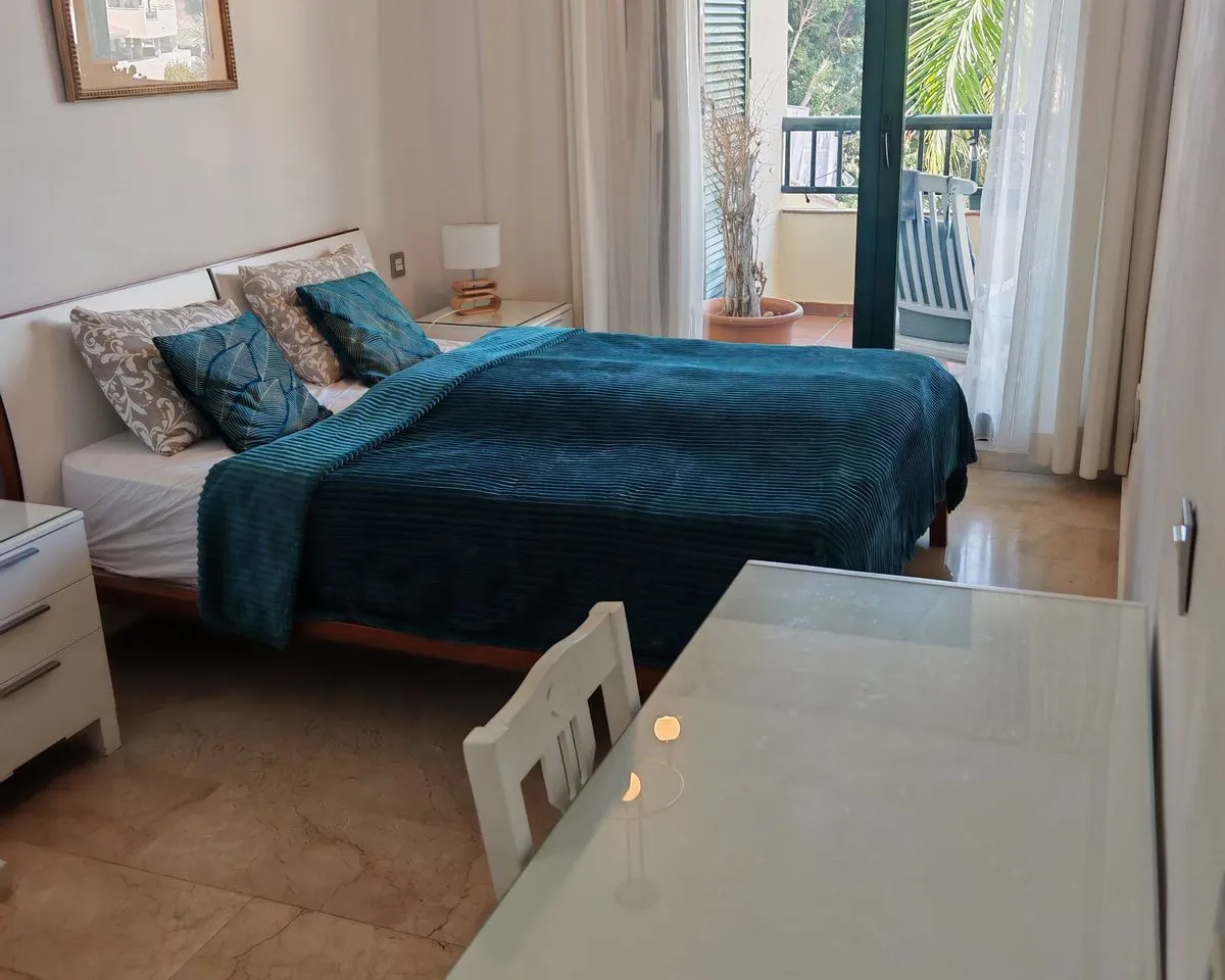 df7f468f-d55f-491d-9fb1-377cc09a7e68