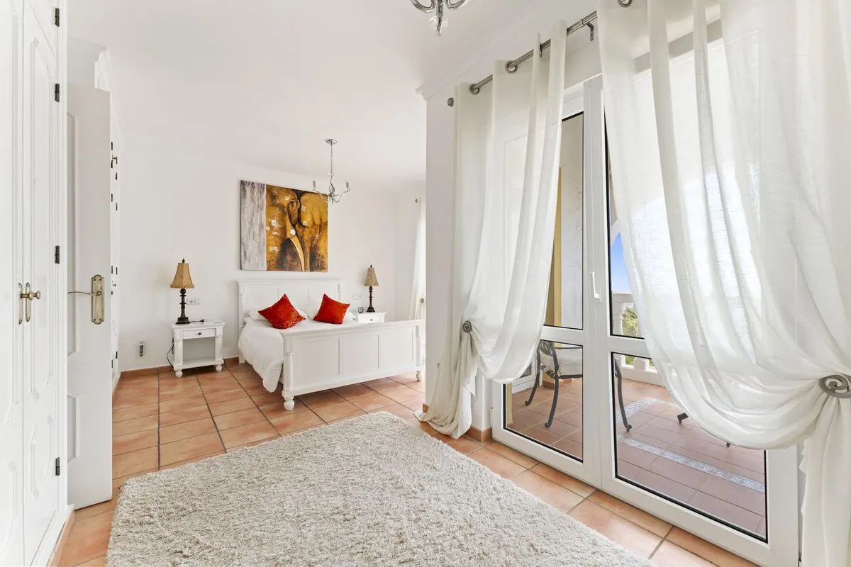 669b81c4-1c51-47d5-a6dd-14b8dc0322d6