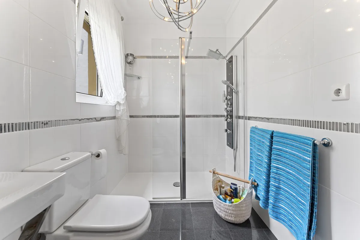 894365a4-3604-441e-bae7-81e517687bb5