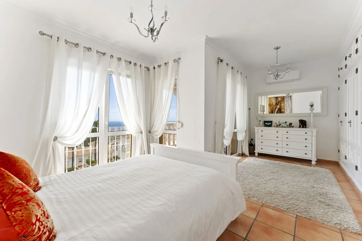 cfaafb87-8573-433a-87ec-a43f28ccaf78