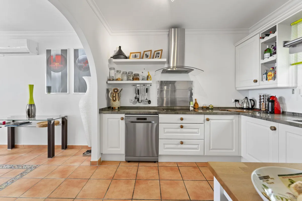 d4b531b5-731f-4704-9f2a-f487c48dfb1c