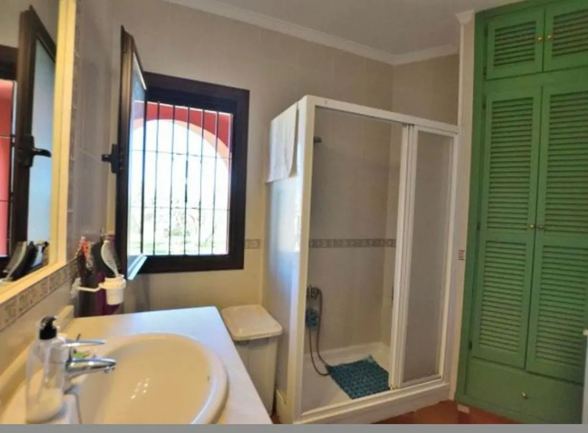 9fb18503-e99b-4ca2-bcf7-cc485c2e06cc